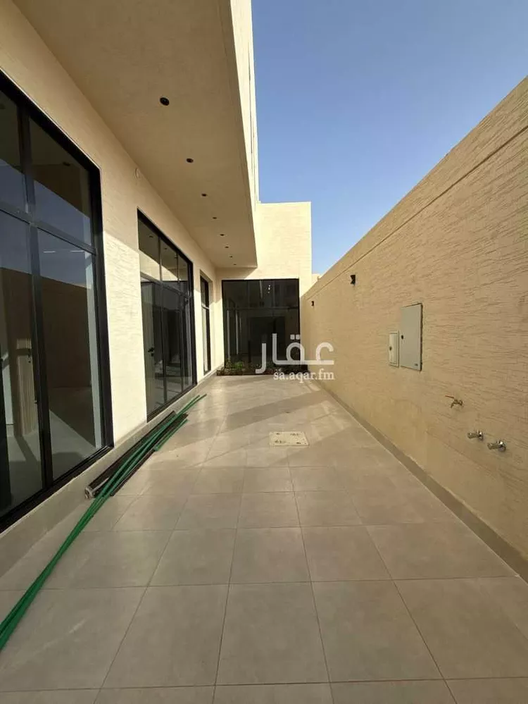 فيلا للبيع في شارع يعقوب الصفار, حي المهدية, مدينة الرياض, منطقة الرياض صورة 3