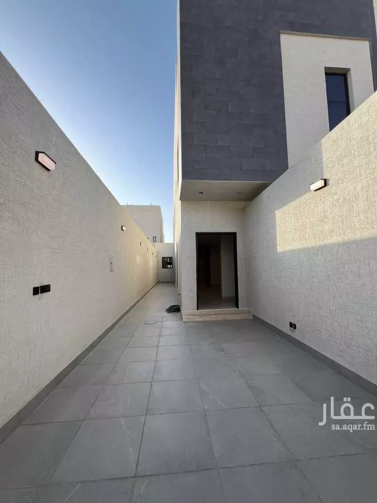 دور للبيع في شارع محمد بن بشر, حي العارض, مدينة الرياض, منطقة الرياض صورة 2