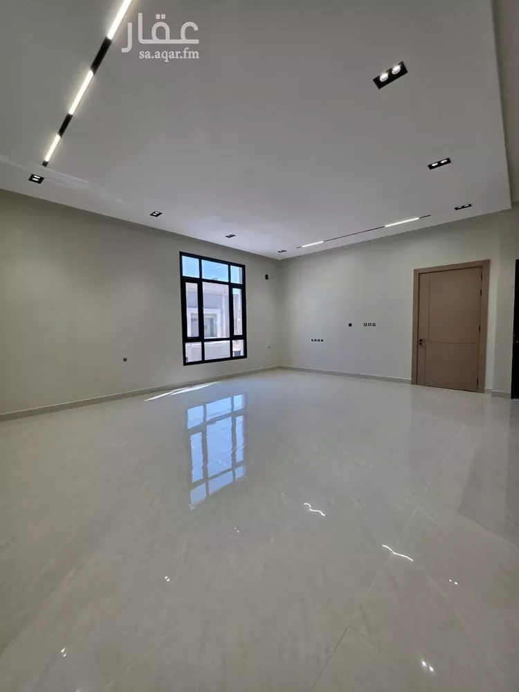 دور للبيع في شارع سليمان الطبراني, حي الخليج, مدينة الرياض, منطقة الرياض 9