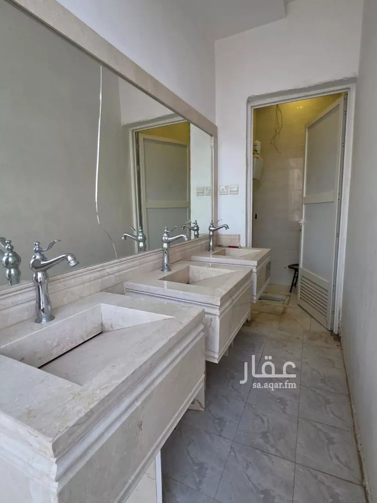 فيلا للبيع في شارع شهاب الدين التاج, حي الرمال, مدينة الرياض, منطقة الرياض 10