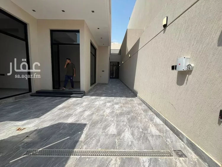 فيلا للبيع في شارع عبدالله الدملوجي, حي الملك فيصل, مدينة الرياض, منطقة الرياض 8
