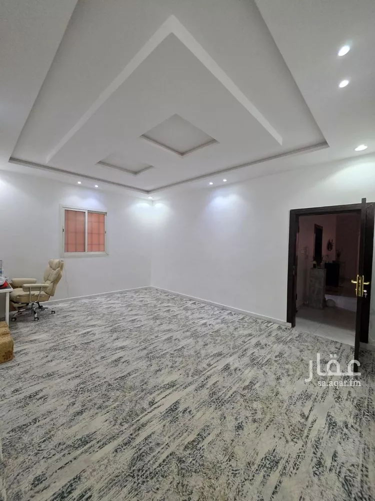 فيلا للبيع في شارع السيد عبدالله شطا, حي الرمال, مدينة الرياض, منطقة الرياض 8