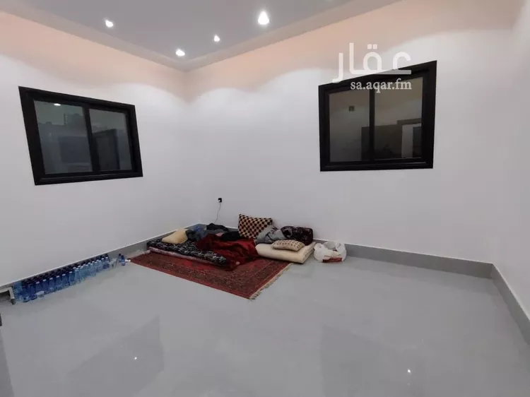 Floor for Sale in Riyadh Al Qadisiyah صورة 5