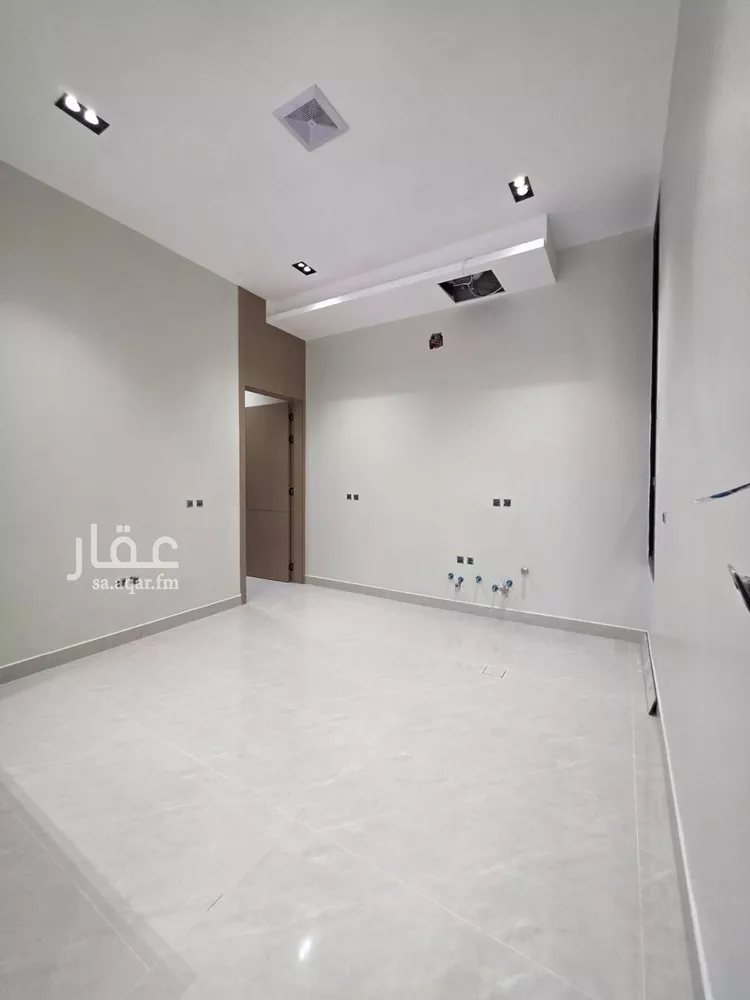 دور للبيع في شارع سليمان الطبراني, حي الخليج, مدينة الرياض, منطقة الرياض 12