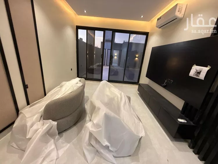 دور للبيع في شارع خارجة بن سعيد, حي الرمال, مدينة الرياض, منطقة الرياض صورة 3