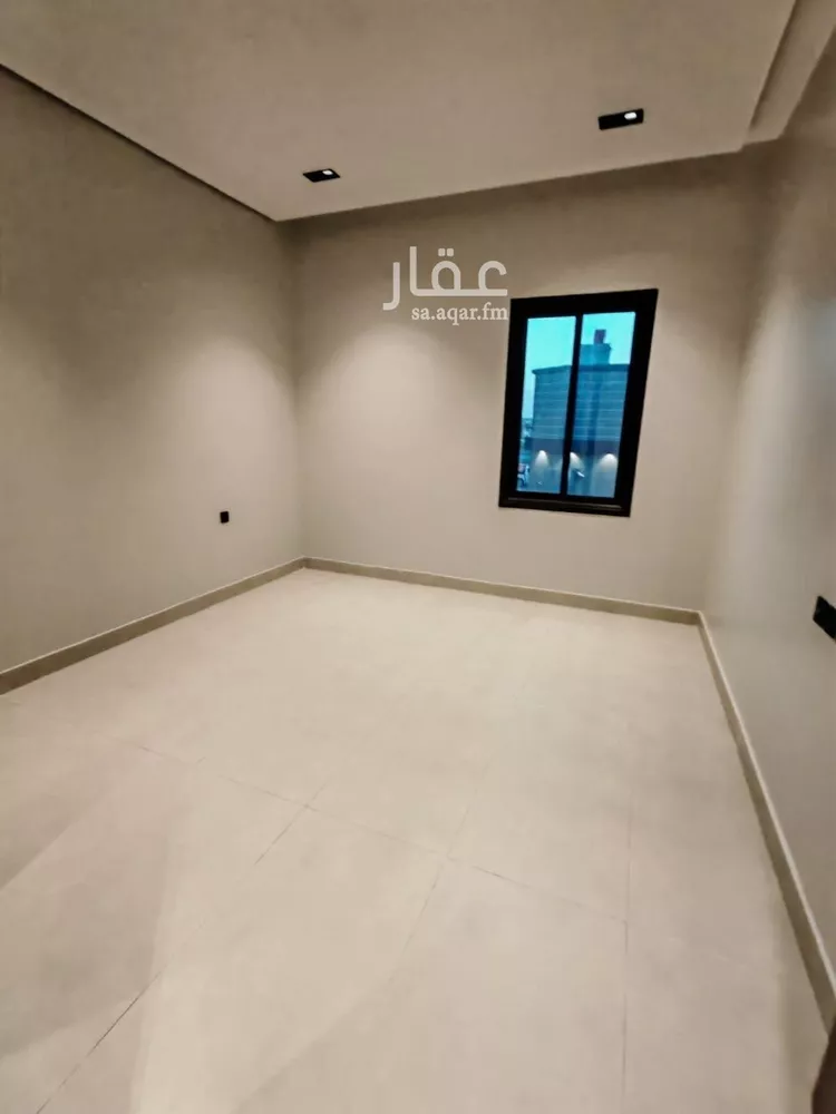 Villa for Sale in Riyadh Al Yarmouk 11