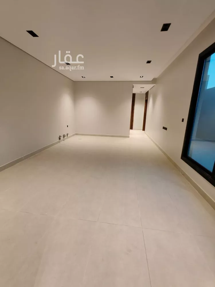 Villa for Sale in Riyadh Al Yarmouk 18