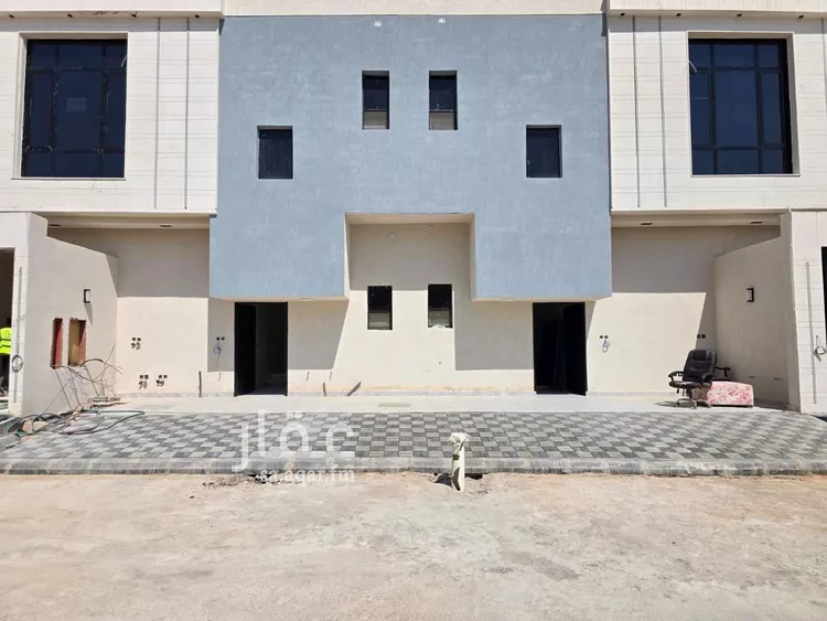 Floor for Sale in Riyadh Al Khaleej