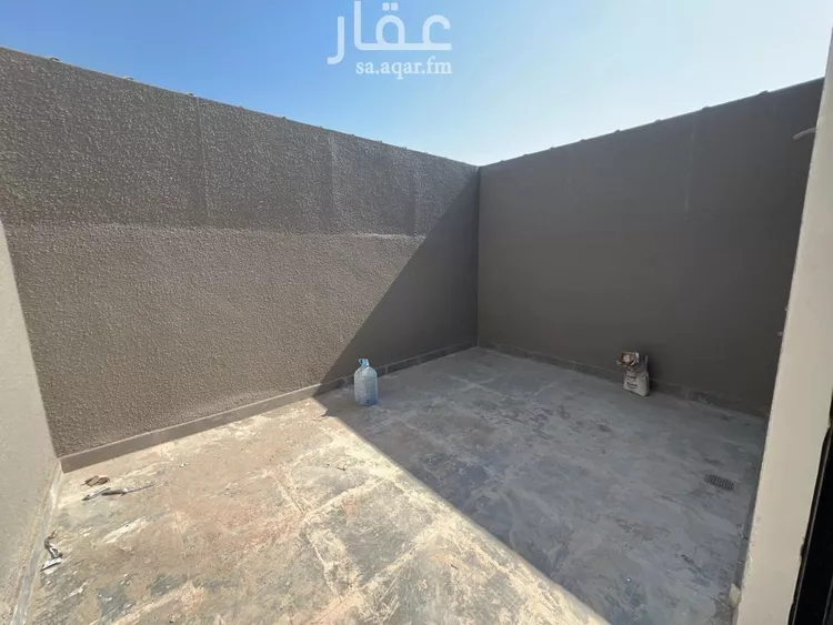 شقة للبيع في شارع الرياحين, حي المعيزيلة, مدينة الرياض, منطقة الرياض صورة 2