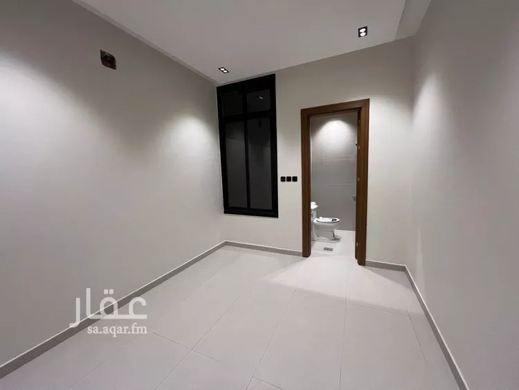 دور للبيع في شارع رقم 282, حي المونسية, مدينة الرياض, منطقة الرياض صورة 5