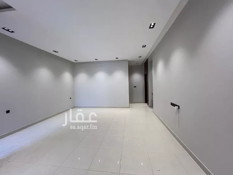 دور للبيع في شارع النايفة, حي اليرموك, مدينة الرياض, منطقة الرياض صورة 5