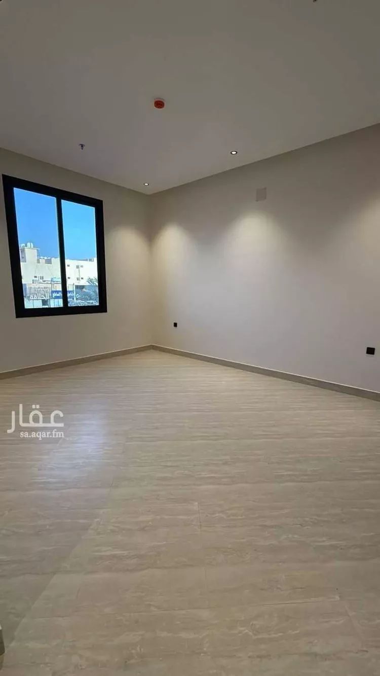 شقة للبيع في شارع ميناء الاحمدي, حي إشبيلية, مدينة الرياض, منطقة الرياض صورة 3