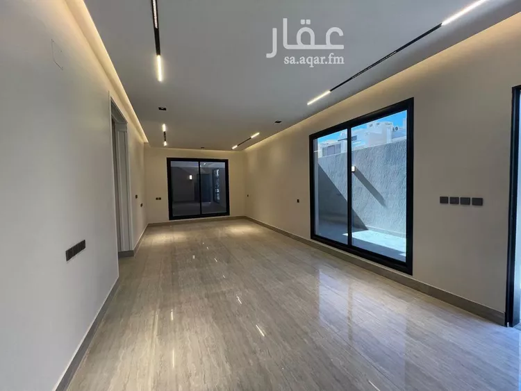 فيلا للبيع في شارع أحمد بن أصبغ, حي الرمال, مدينة الرياض, منطقة الرياض صورة 2