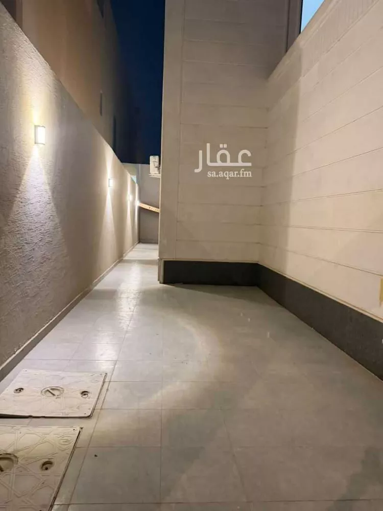 دور للبيع في شارع أحمد بن عبدالرحمن الأشبوني, حي المعيزيلة, مدينة الرياض, منطقة الرياض 7