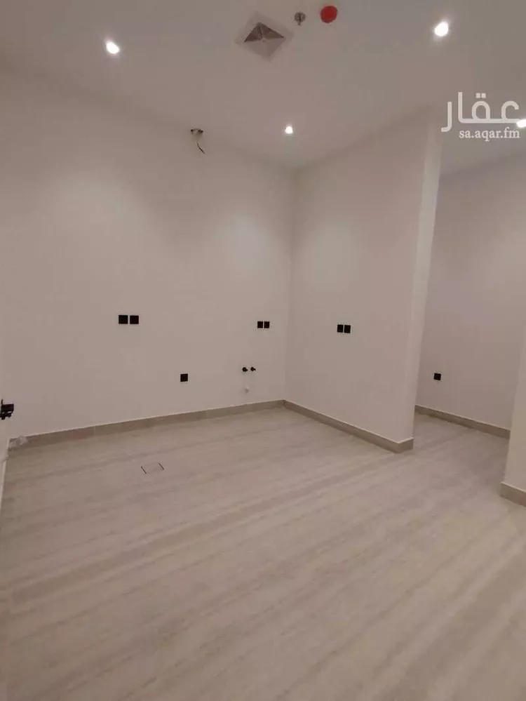شقة للبيع في شارع جابر الاحمد الصباح, حي القادسية, مدينة الرياض, منطقة الرياض 7