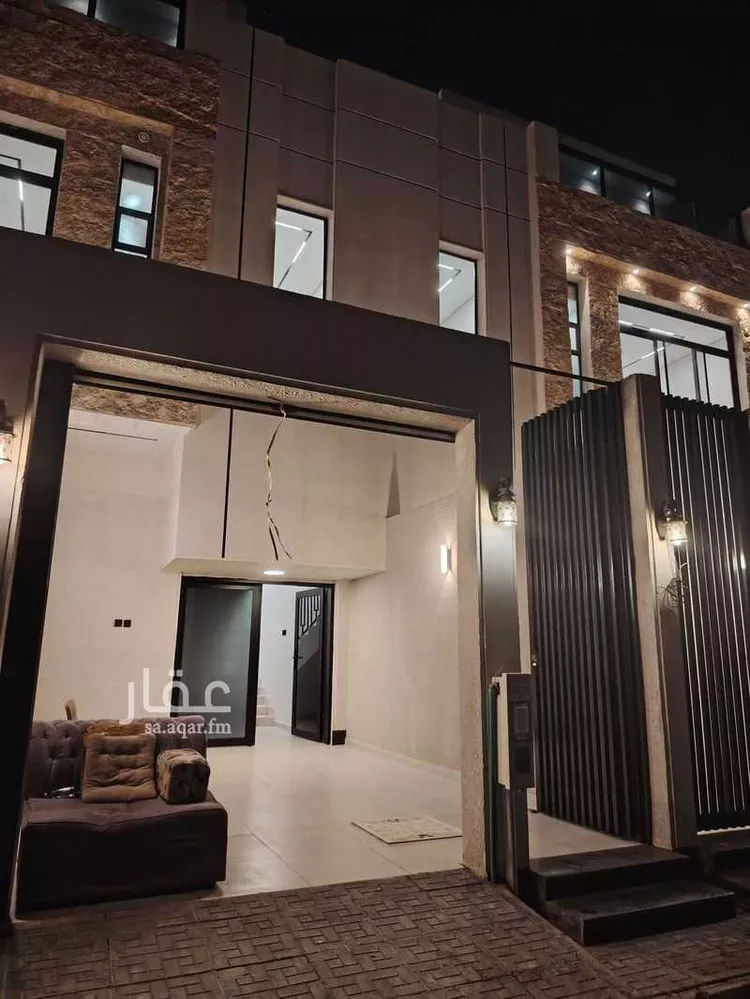 دور للبيع في شارع حسن سعيد المخرج, حي المعيزيلة, مدينة الرياض, منطقة الرياض