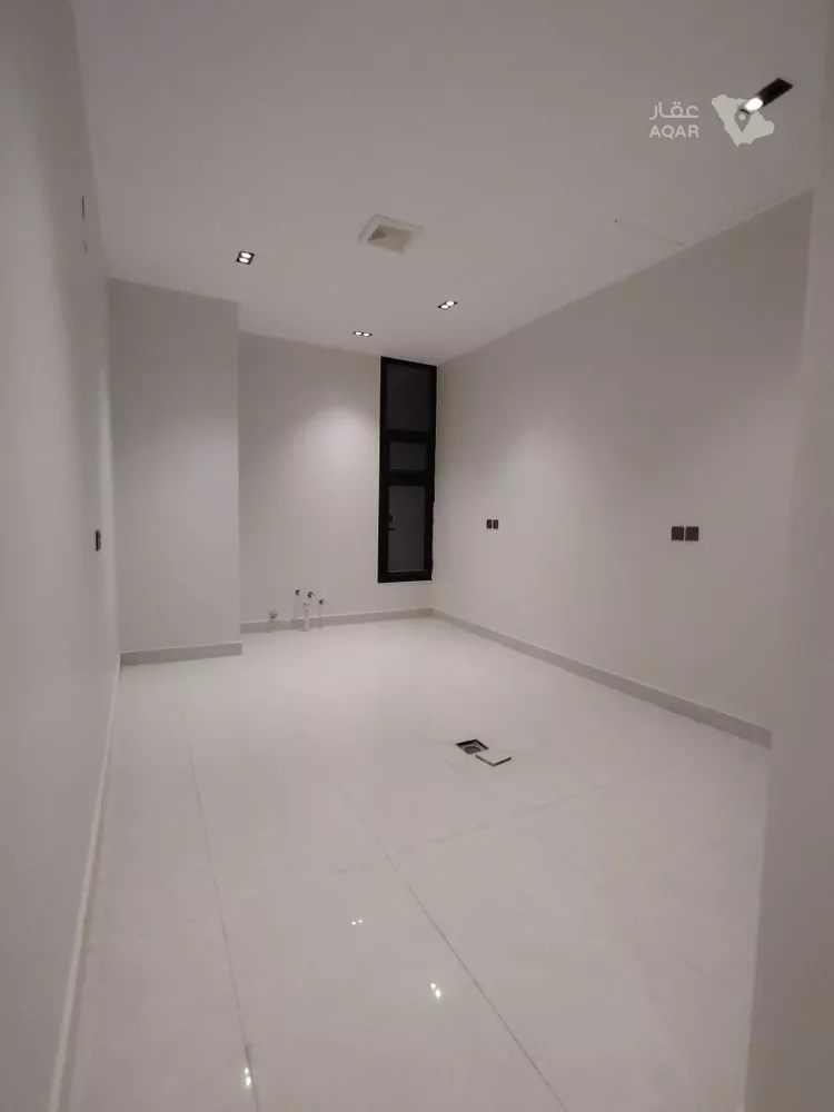 فيلا للبيع في شارع 0215, حي الجنادرية, مدينة الرياض, منطقة الرياض 8