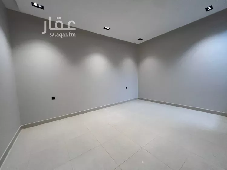 دور للبيع في شارع النايفة, حي اليرموك, مدينة الرياض, منطقة الرياض صورة 3