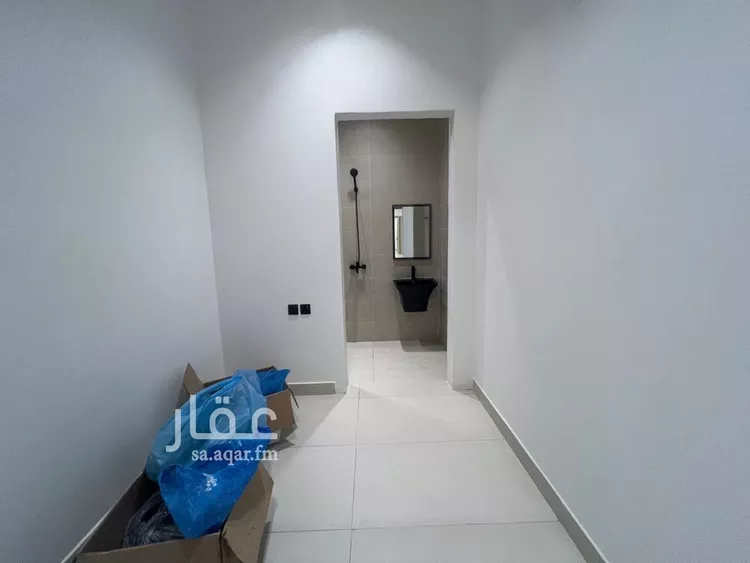 دور للبيع في شارع رقم 480, حي النرجس, مدينة الرياض, منطقة الرياض صورة 3