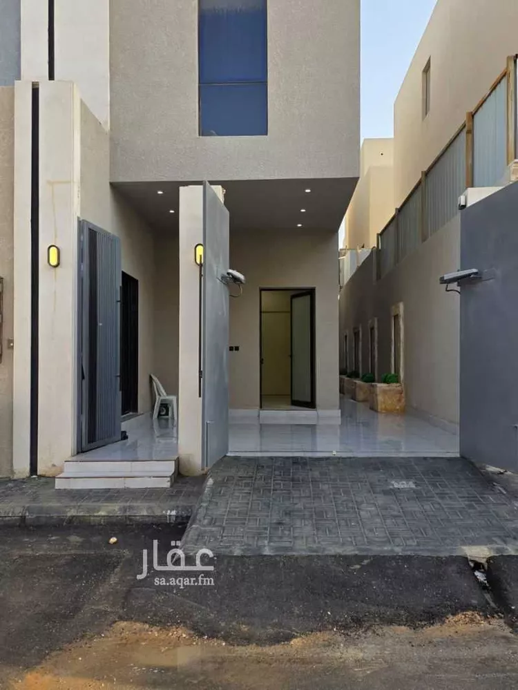 دور للبيع في شارع أبي ربيعة الأصبهاني, حي الرمال, مدينة الرياض, منطقة الرياض صورة 2
