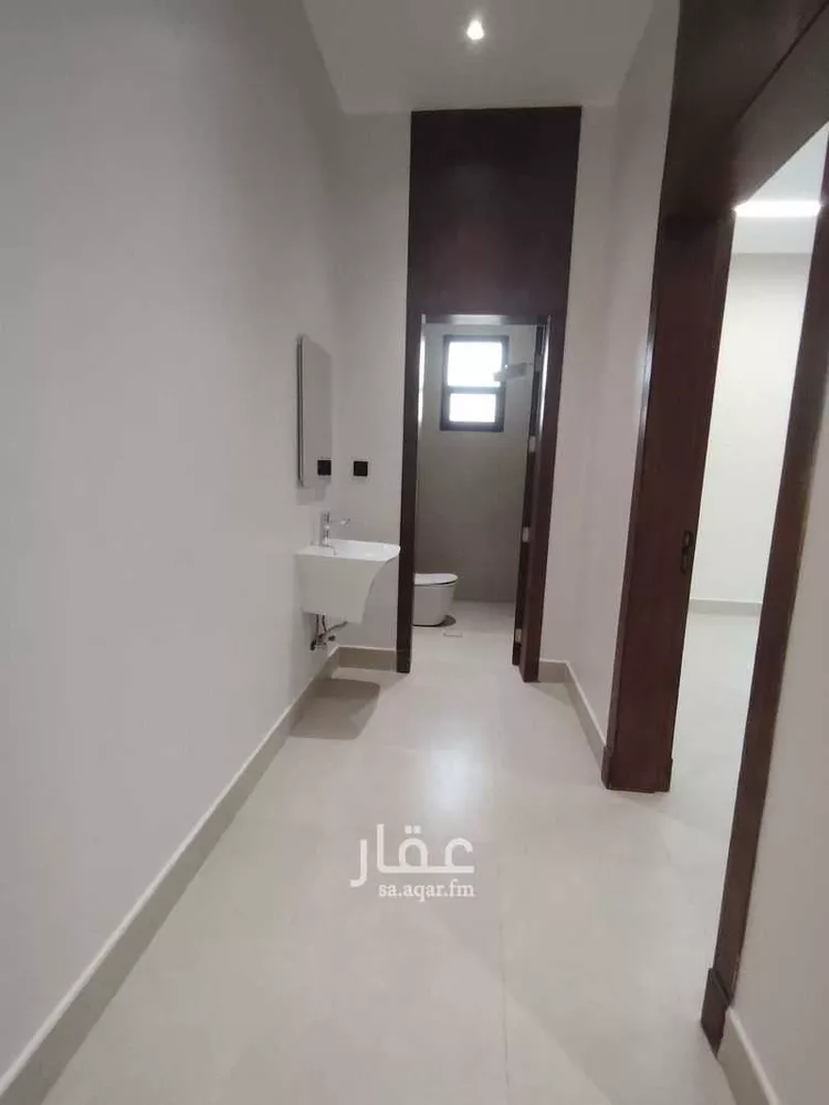 دور للبيع في شارع علي الجارم, حي الرمال, مدينة الرياض, منطقة الرياض 7