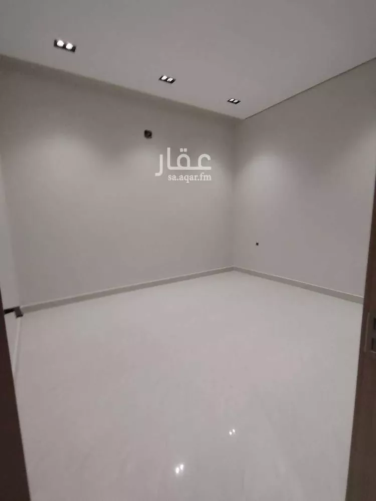 Floor for Sale in Riyadh Al Khaleej صورة 5