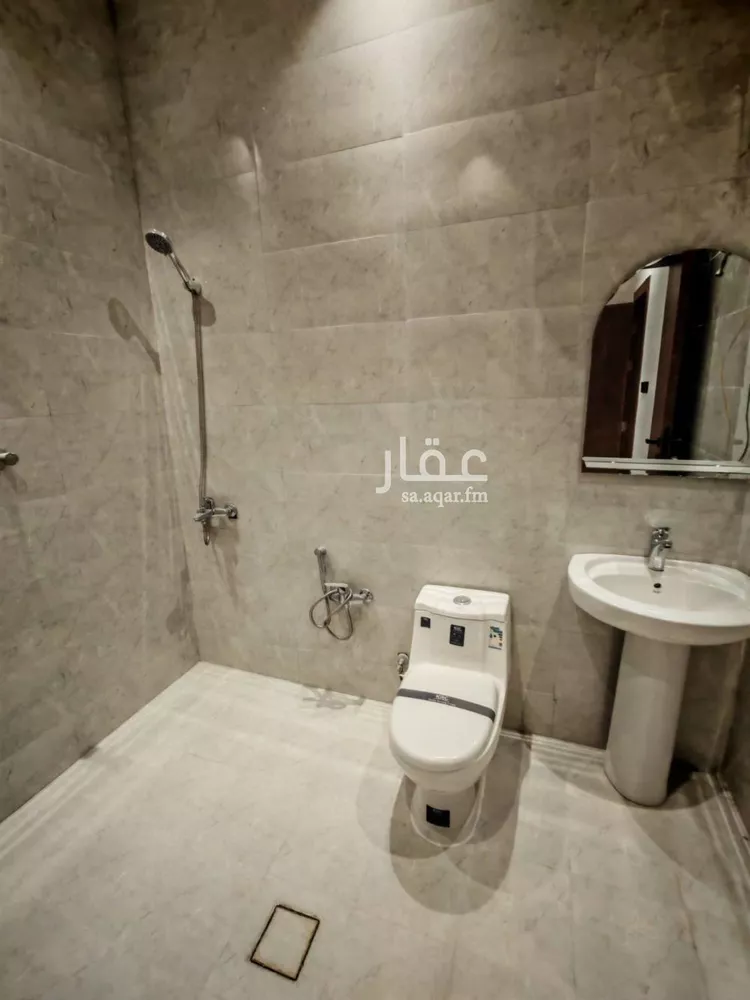 دور للبيع في شارع 1414, حي الجنادرية, مدينة الرياض, منطقة الرياض