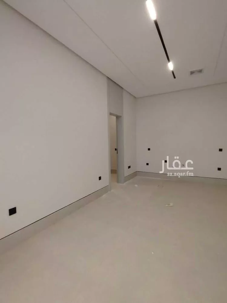 فيلا للبيع في شارع وادي الطلحية, حي الرمال, مدينة الرياض, منطقة الرياض 8