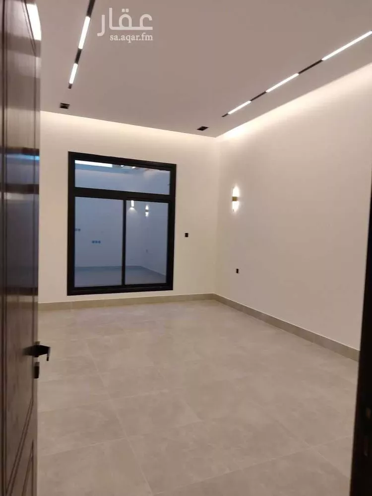 Floor for Sale in Riyadh Al Munsiyah 11