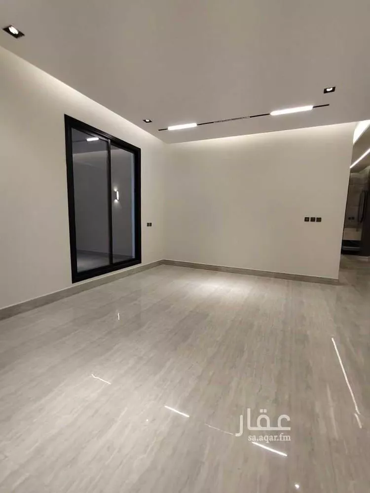دور للبيع في شارع حسين الجزيري, حي الرمال, مدينة الرياض, منطقة الرياض صورة 3