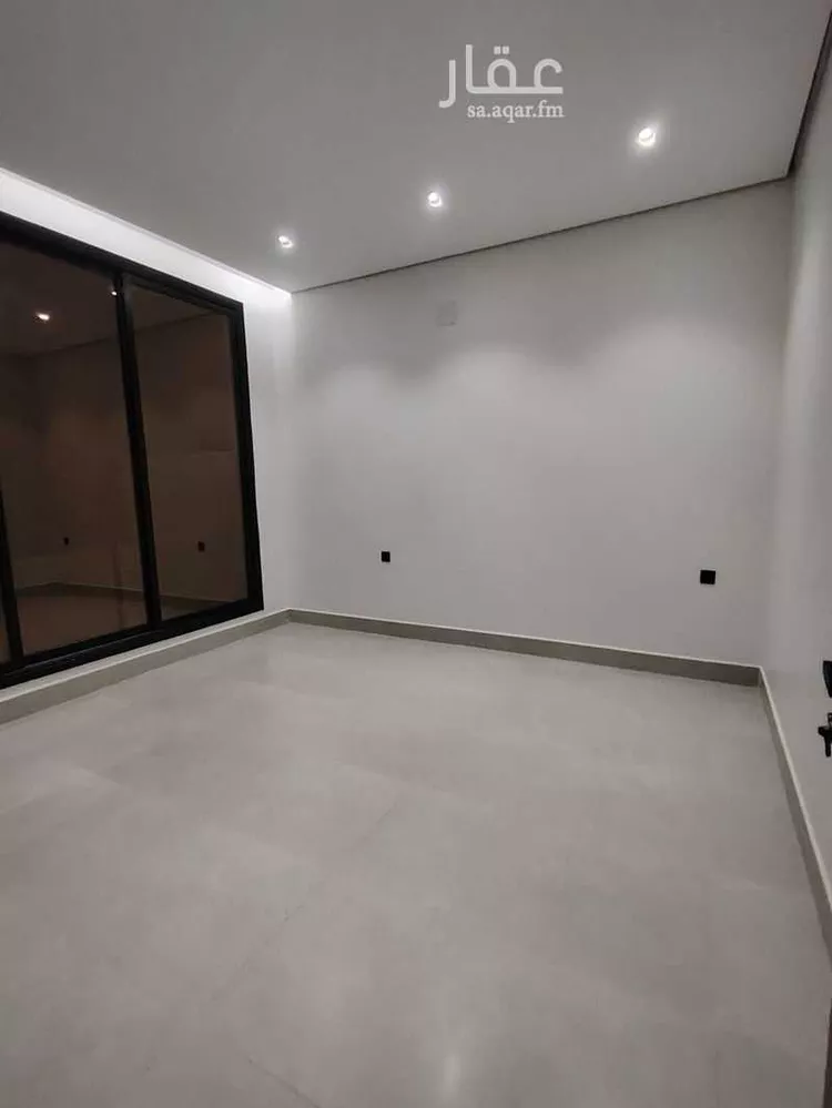 دور للبيع في شارع حسن سعيد المخرج, حي المعيزيلة, مدينة الرياض, منطقة الرياض 11