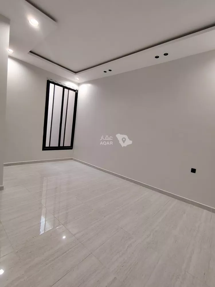 Floor for Sale in Riyadh Al Qadisiyah 9