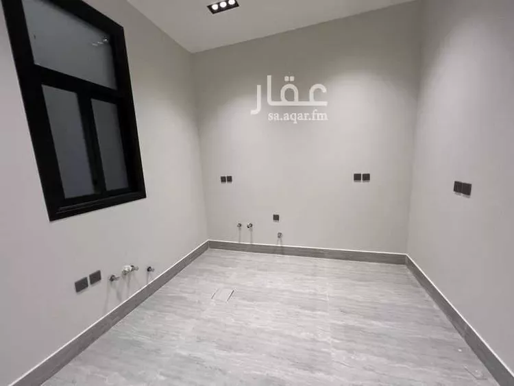 شقة للبيع في شارع ميناء الاحمدي, حي إشبيلية, مدينة الرياض, منطقة الرياض 16