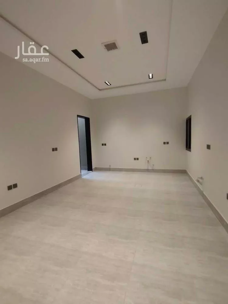فيلا للبيع في شارع 2145, حي الرمال, مدينة الرياض, منطقة الرياض 18