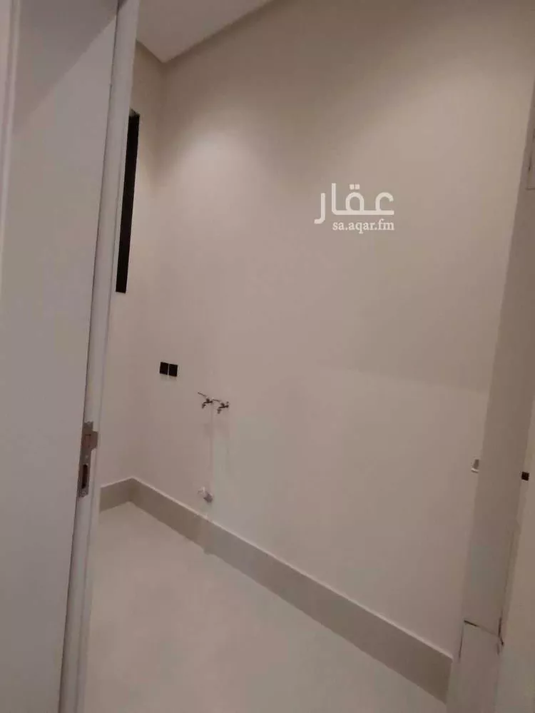 دور للبيع في شارع ناصر الرشيد, حي الرمال, مدينة الرياض, منطقة الرياض 12