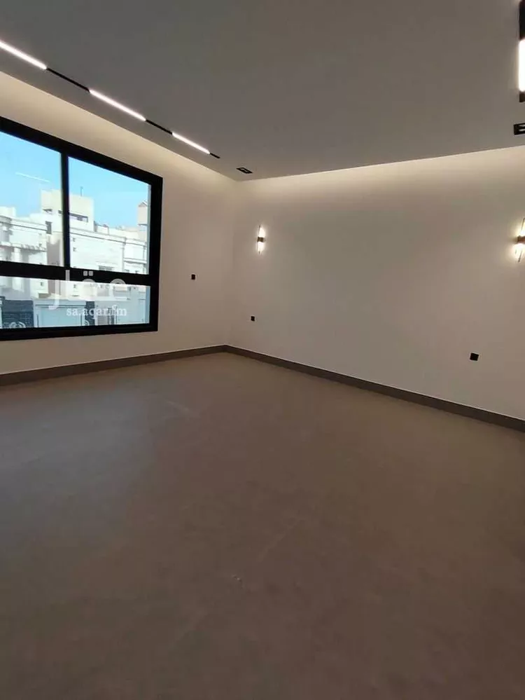 Floor for Sale in Riyadh Al Munsiyah 7