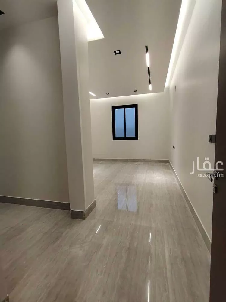 دور للبيع في شارع حسين الجزيري, حي الرمال, مدينة الرياض, منطقة الرياض 9