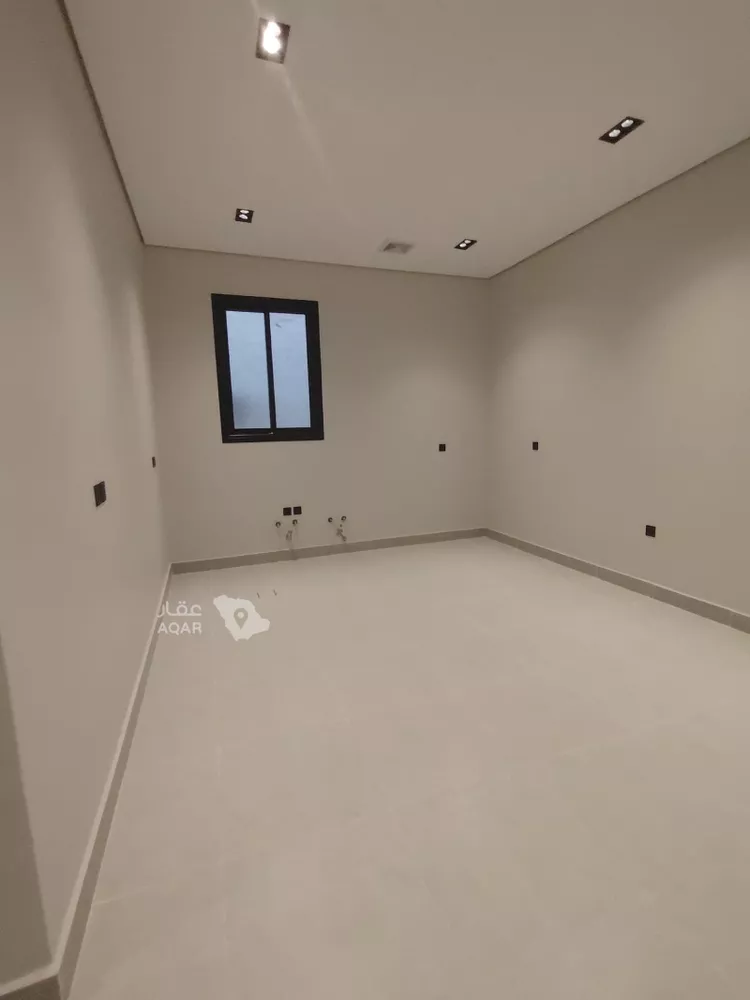 شقة للبيع في شارع طبرجل, حي اليرموك, مدينة الرياض, منطقة الرياض 3