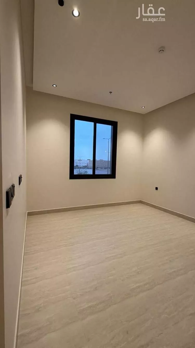 شقة للبيع في شارع ميناء الاحمدي, حي إشبيلية, مدينة الرياض, منطقة الرياض 8