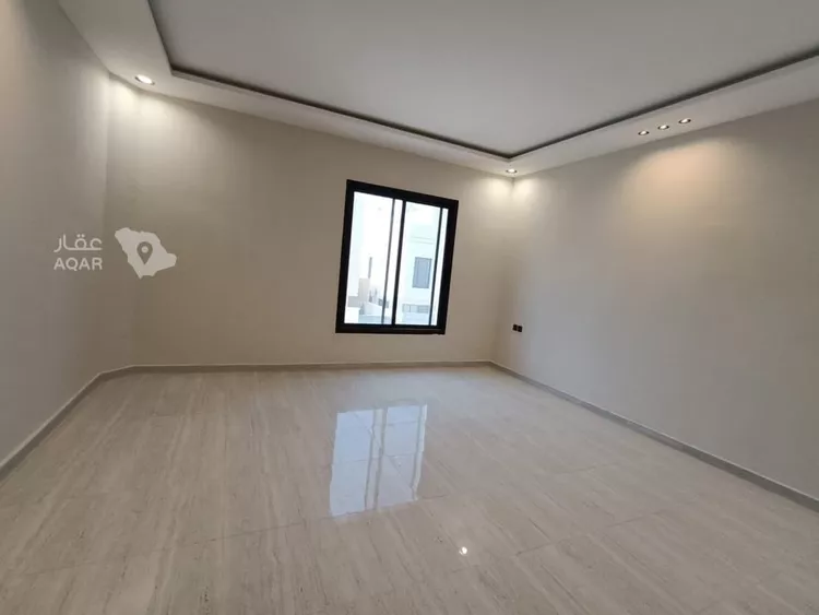 Floor for Sale in Riyadh Al Qadisiyah 8