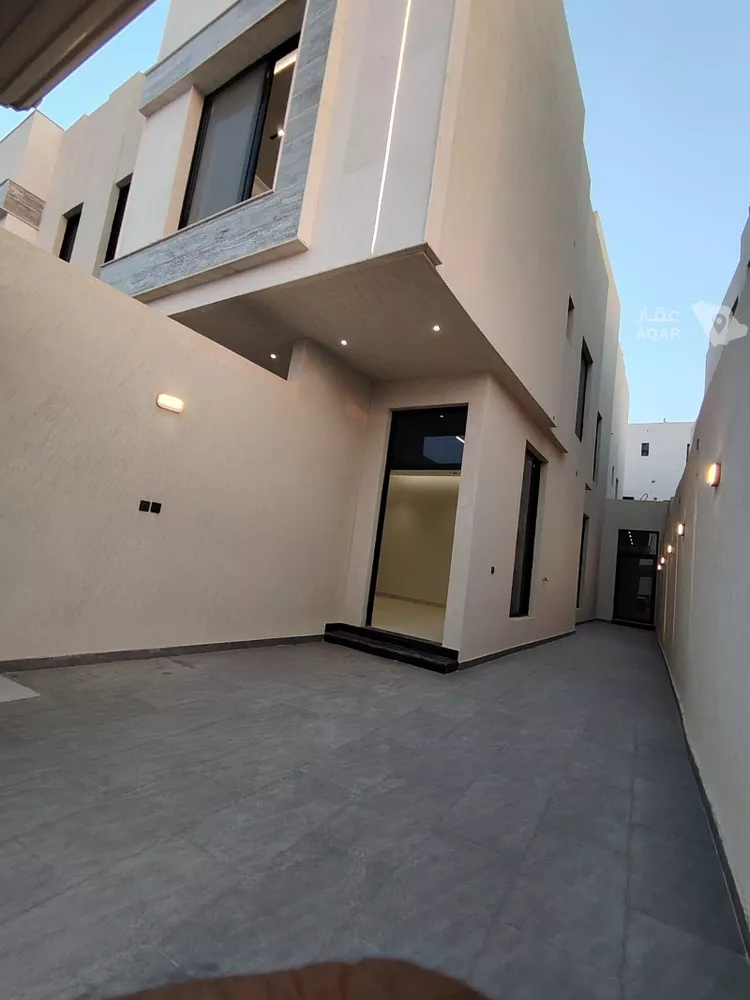 فيلا للبيع في شارع 0215, حي الجنادرية, مدينة الرياض, منطقة الرياض