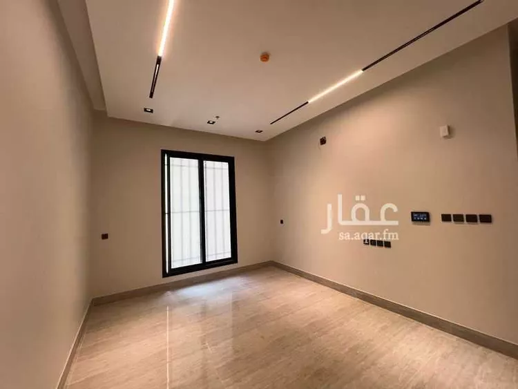 شقة للبيع في شارع ميناء الاحمدي, حي إشبيلية, مدينة الرياض, منطقة الرياض 7