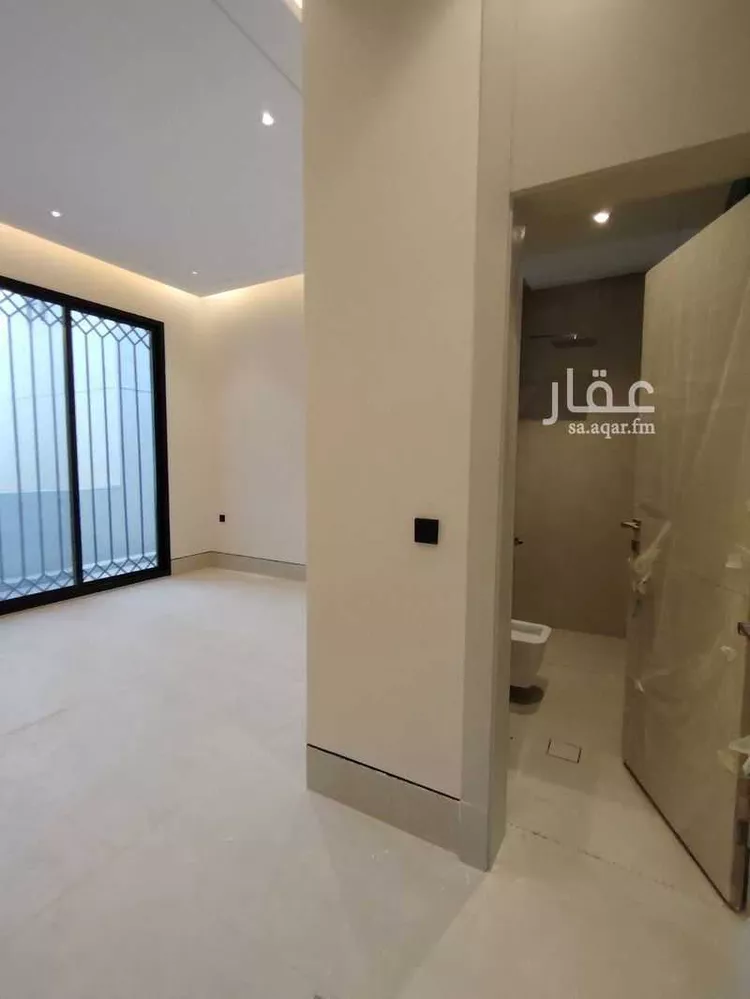 دور للبيع في شارع المنجور, حي الرمال, مدينة الرياض, منطقة الرياض 10