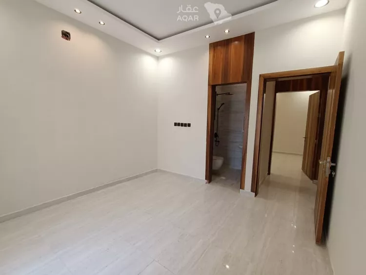 Floor for Sale in Riyadh Al Qadisiyah 6