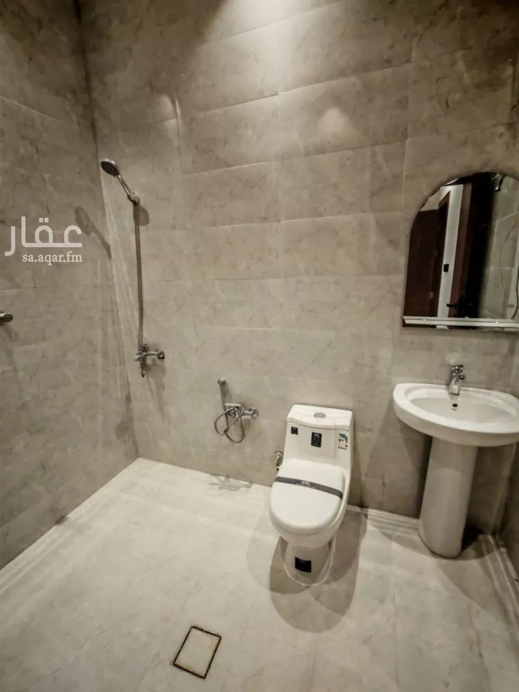 دور للبيع في شارع 1414, حي الجنادرية, مدينة الرياض, منطقة الرياض صورة 5