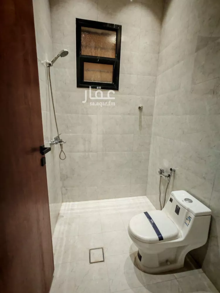 Floor for Sale in Riyadh Al Janadriyah صورة 4