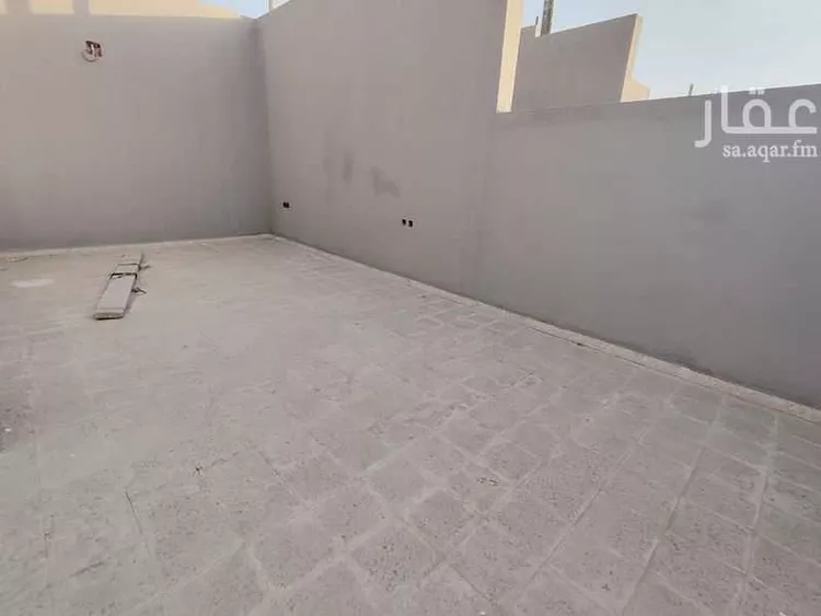 Villa for Sale in Riyadh Al Janadriyah 9