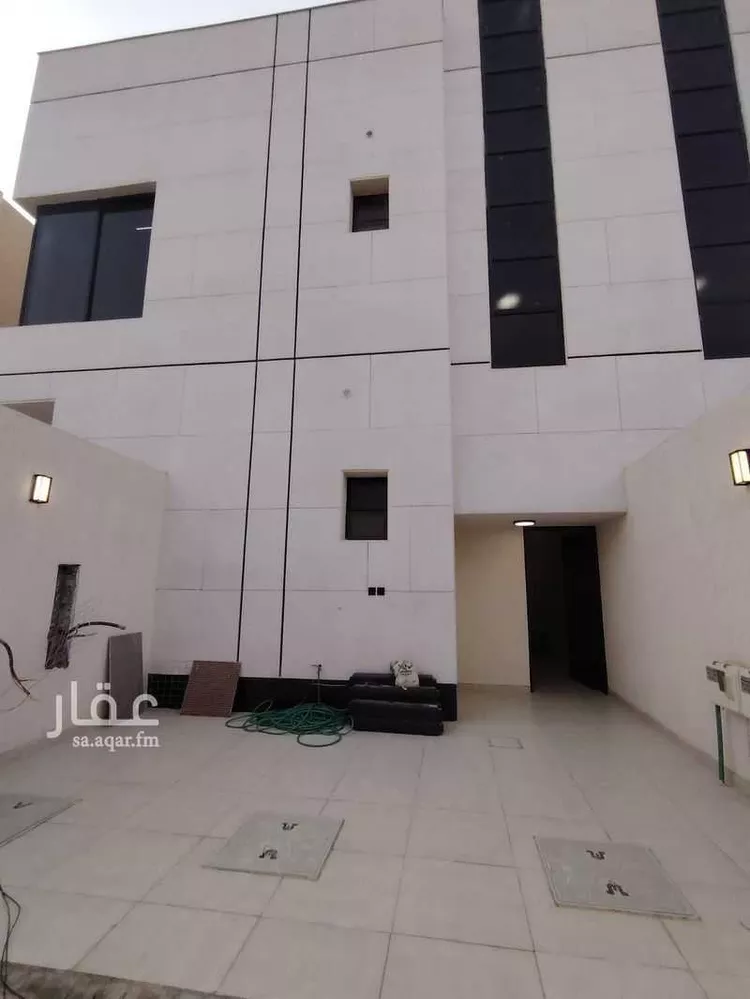 Floor for Sale in Riyadh Ar Rimal