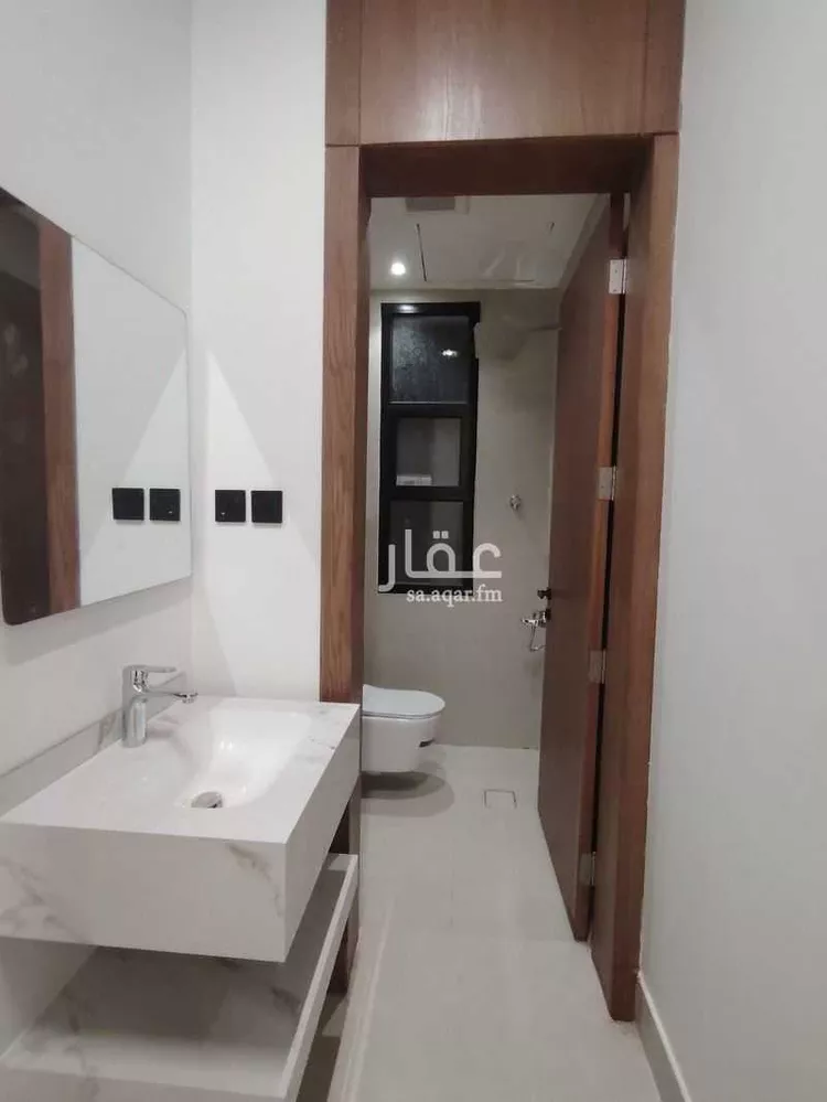 دور للبيع في شارع حسن سعيد المخرج, حي المعيزيلة, مدينة الرياض, منطقة الرياض صورة 4