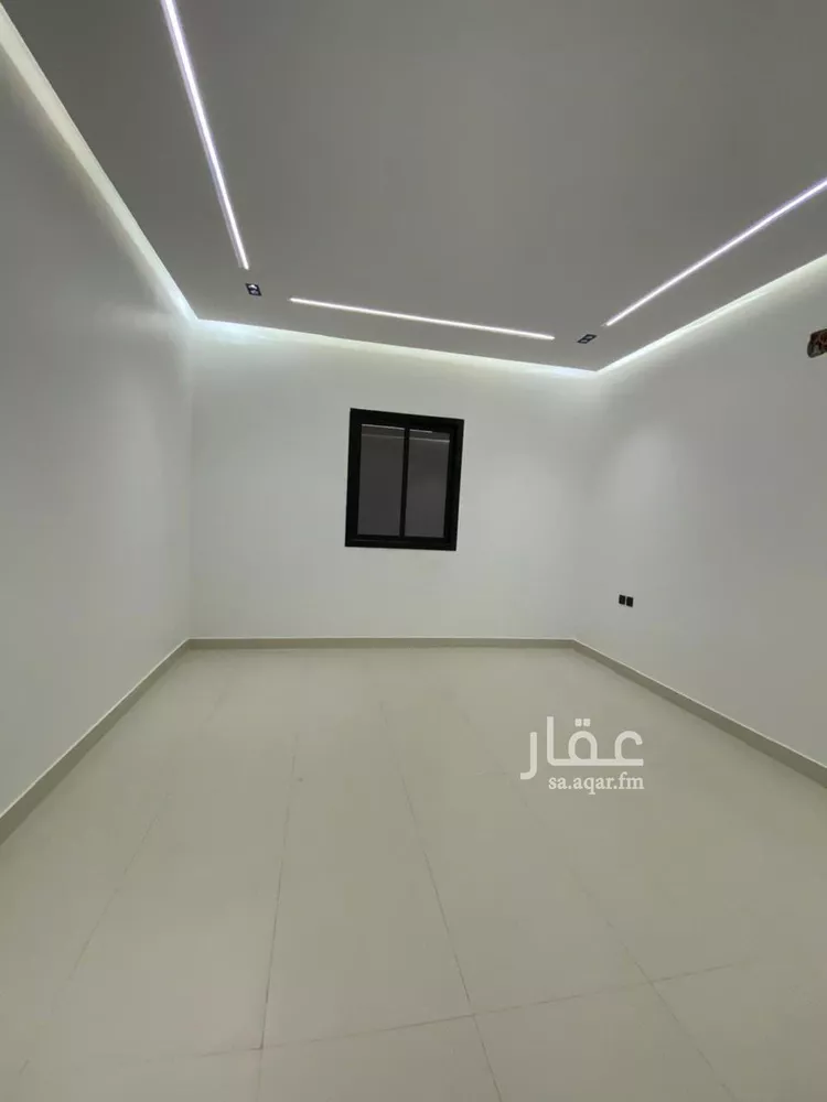Floor for Sale in Riyadh Al Khaleej